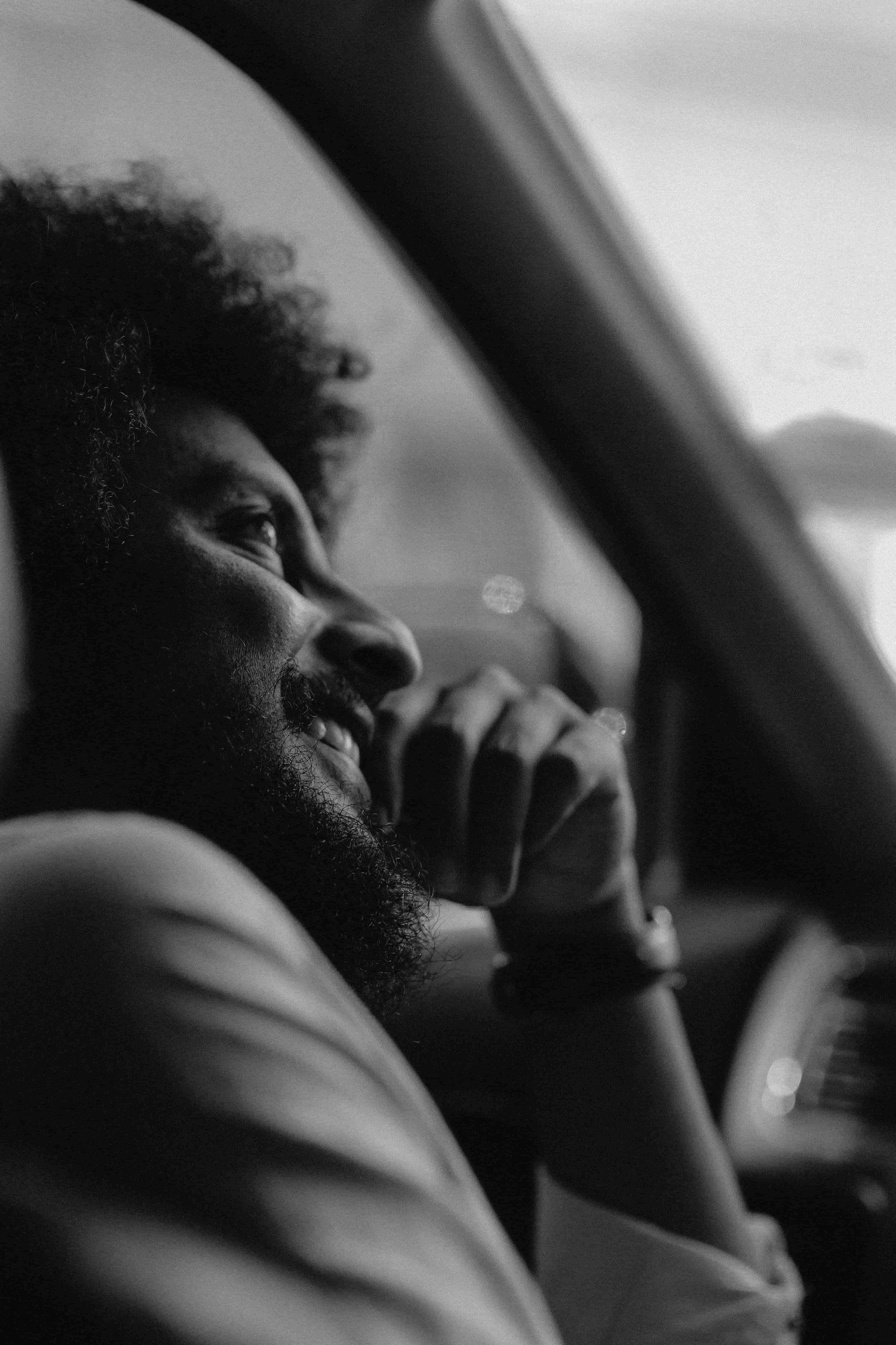 Portrait of wedding photographer Sasanka Chandrasena in Colombo, Sri Lanka